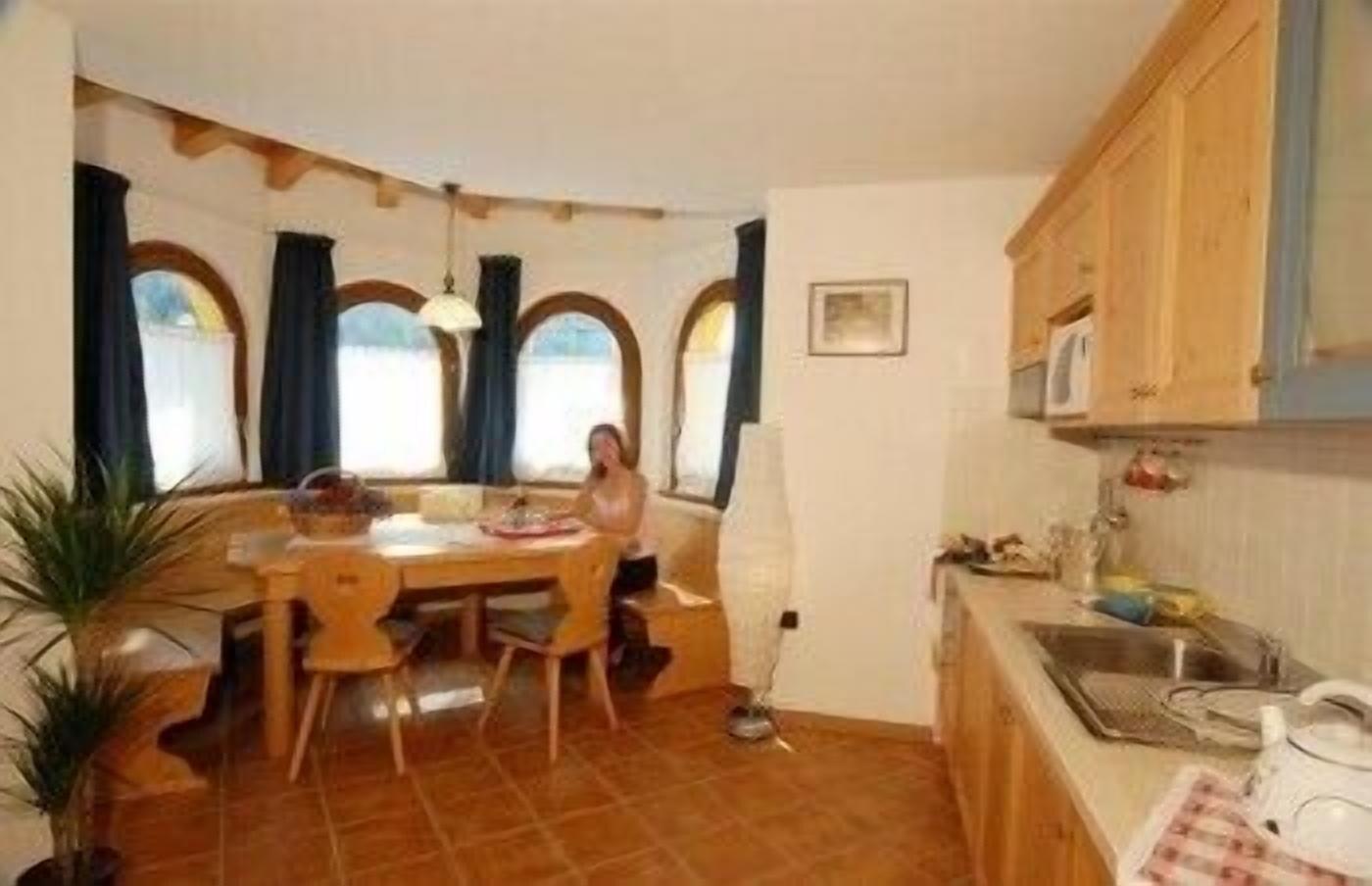 Gaia Residence Hotel Mezzana  Dış mekan fotoğraf