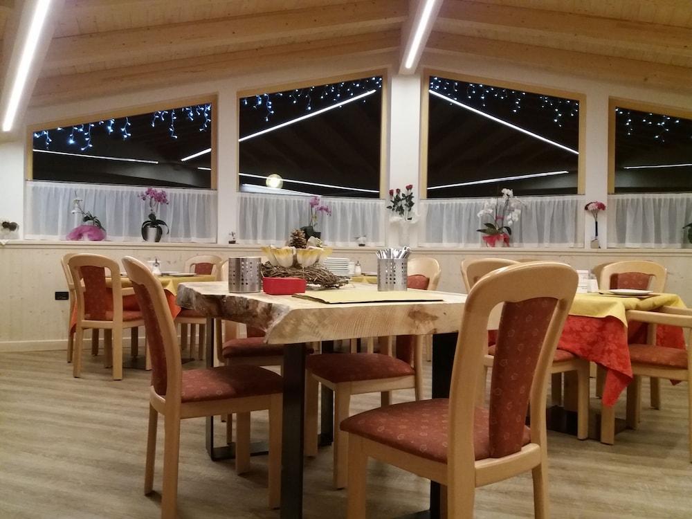 Gaia Residence Hotel Mezzana  Dış mekan fotoğraf