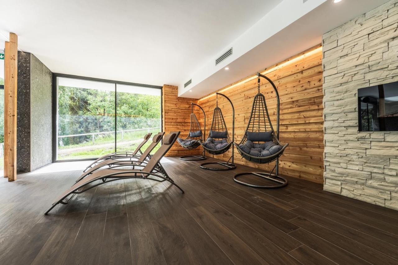 Gaia Residence Hotel Mezzana  Dış mekan fotoğraf