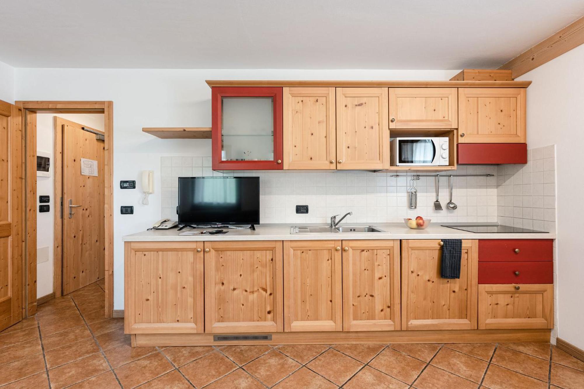 Gaia Residence Hotel Mezzana  Dış mekan fotoğraf