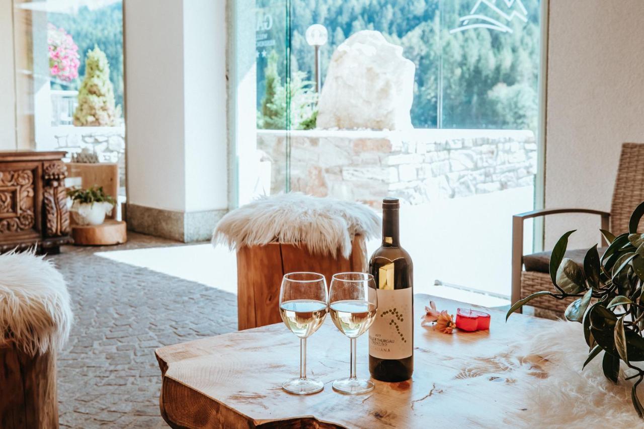 Gaia Residence Hotel Mezzana  Dış mekan fotoğraf